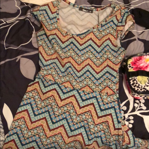 Pine dress - Picture 1 of 1